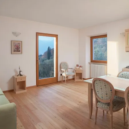 Domus Incanto Apartment Malcesine