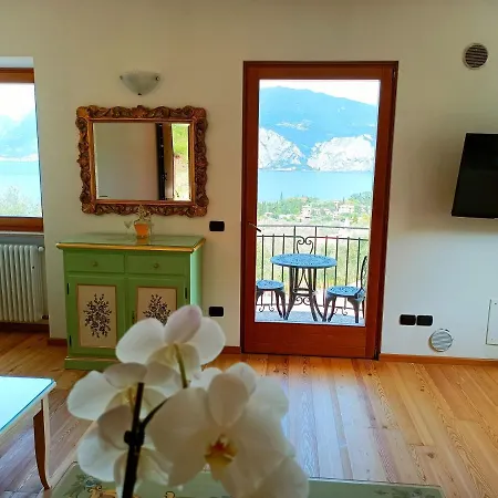 Apartment Domus Incanto Malcesine